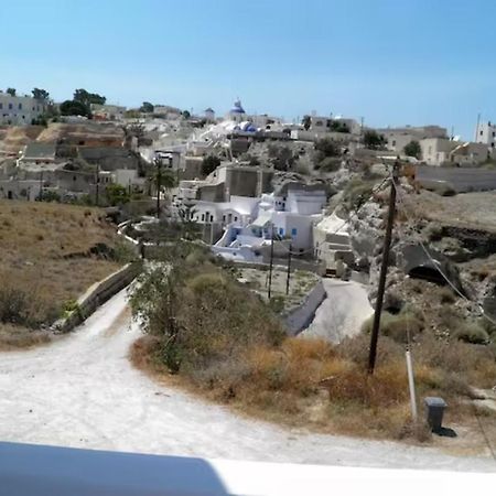 Santorini Traditional Suites Vothon Екстер'єр фото