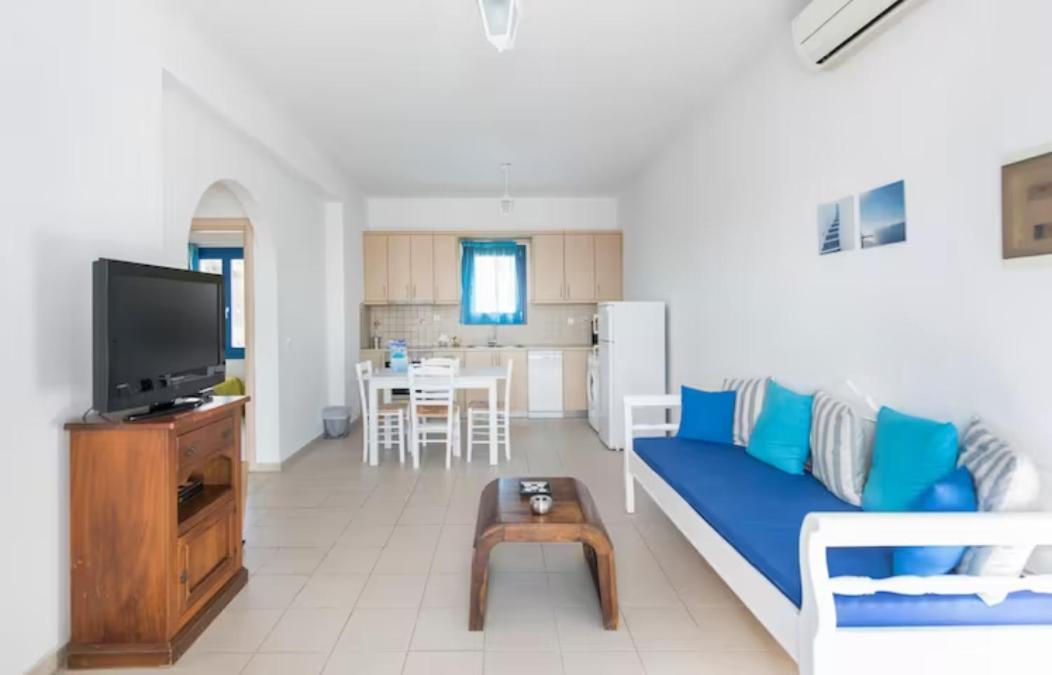 Santorini Traditional Suites Vothon Екстер'єр фото