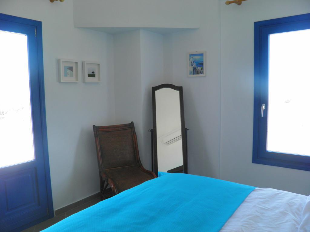 Santorini Traditional Suites Vothon Екстер'єр фото