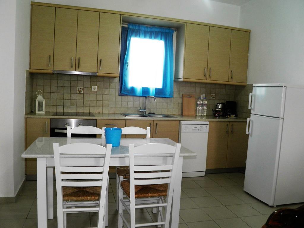 Santorini Traditional Suites Vothon Екстер'єр фото